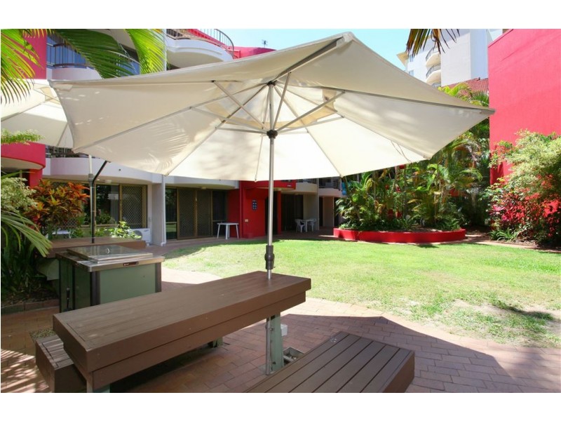 38 Enderley Avenue, Surfers Paradise QLD 4217