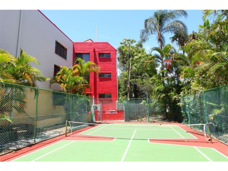 38 Enderley Avenue, Surfers Paradise QLD 4217