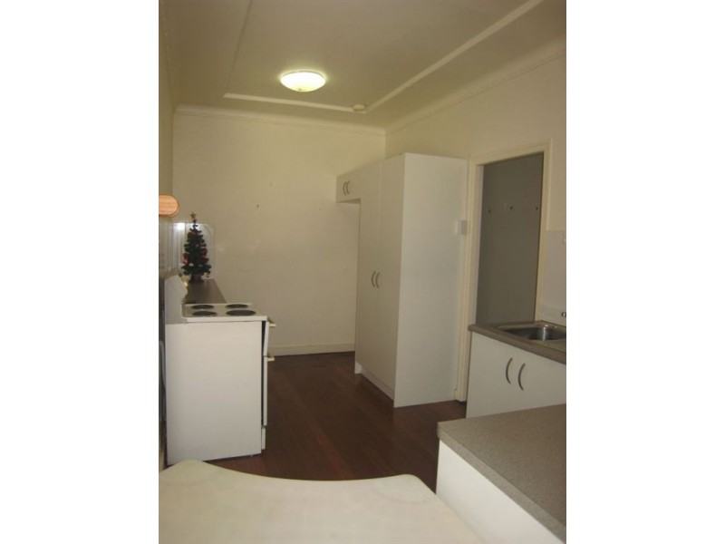 67 Eugaree Street, Southport QLD 4215