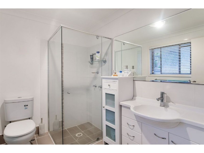 14 Elgin Crescent, Sorrento QLD 4217