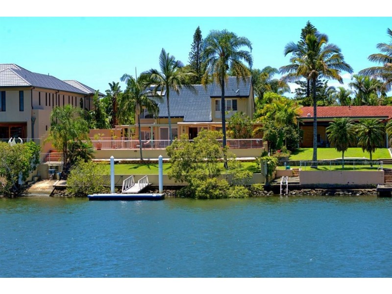 54 River Crescent, Broadbeach Waters QLD 4218