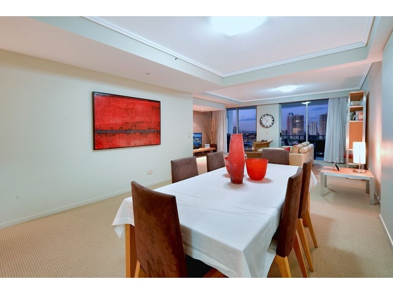 21 Cypress Ave, Surfers Paradise QLD 4217