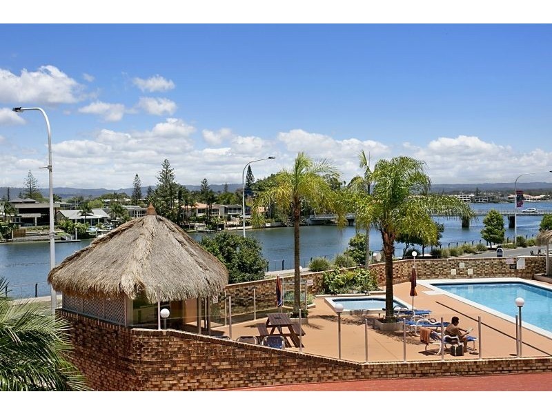 33 Thornton Street, Surfers Paradise QLD 4217