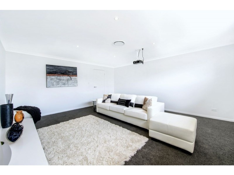 22 Port Drive, Mermaid Waters QLD 4218