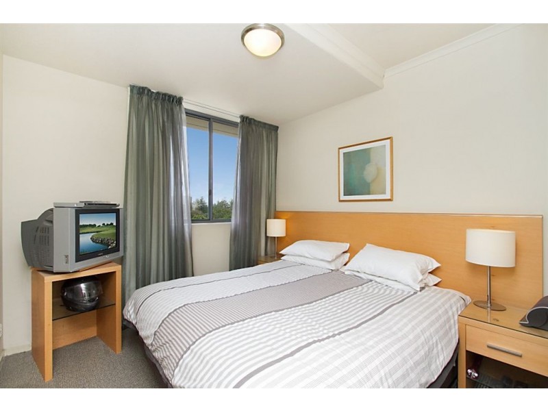 1066/1 Ocean Street, Burleigh Heads QLD 4220