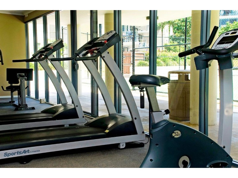 1066/1 Ocean Street, Burleigh Heads QLD 4220