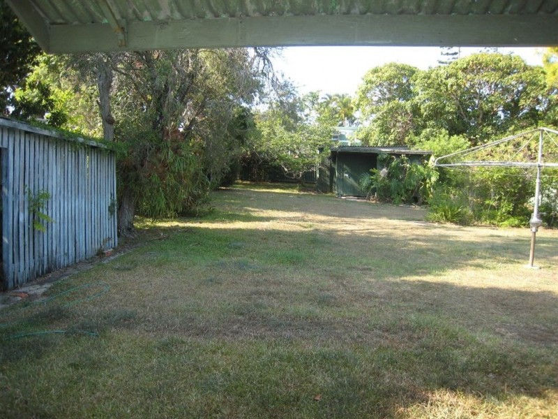 65 Eugaree Street, Southport QLD 4215