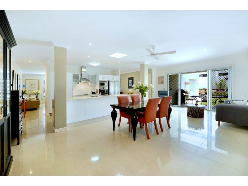 5 Orchid Tree Court, Robina QLD 4226