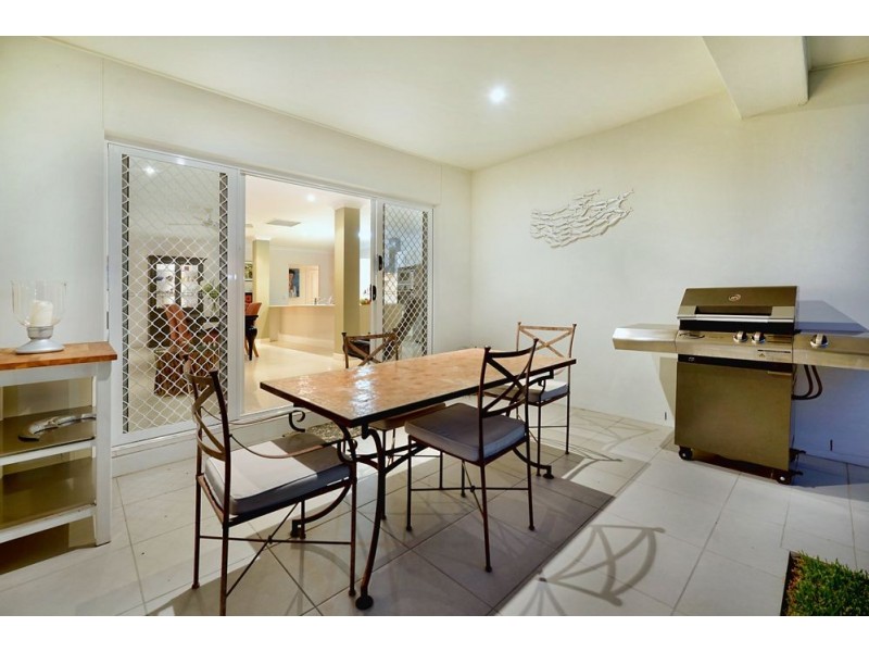 5 Orchid Tree Court, Robina QLD 4226