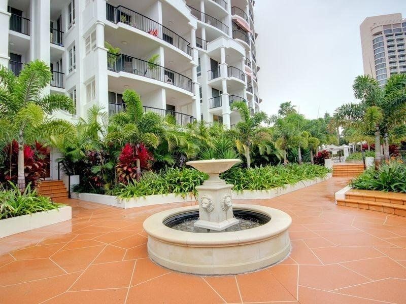 216/198 Surf Parade, Surfers Paradise QLD 4217