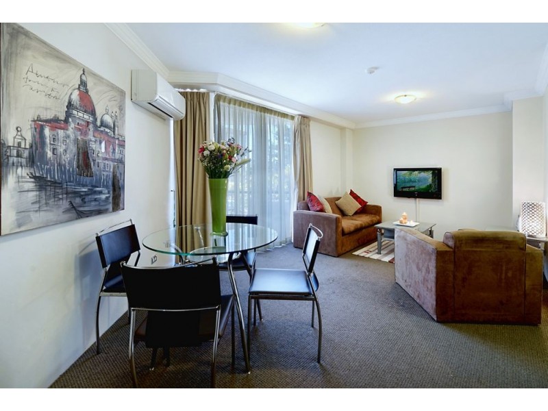 216/198 Surf Parade, Surfers Paradise QLD 4217
