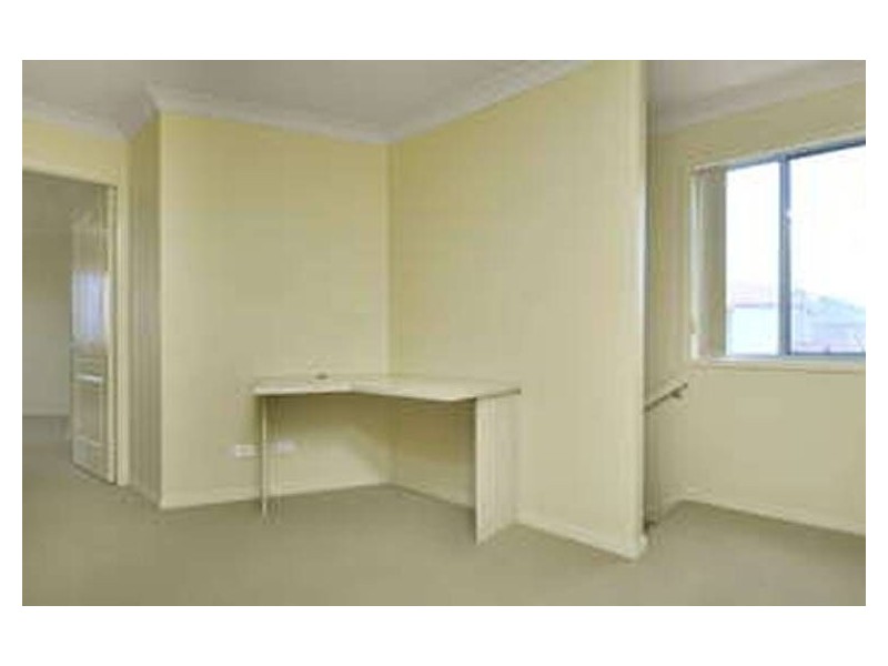 4/1 Shorehaven Place, Varsity Lakes QLD 4227