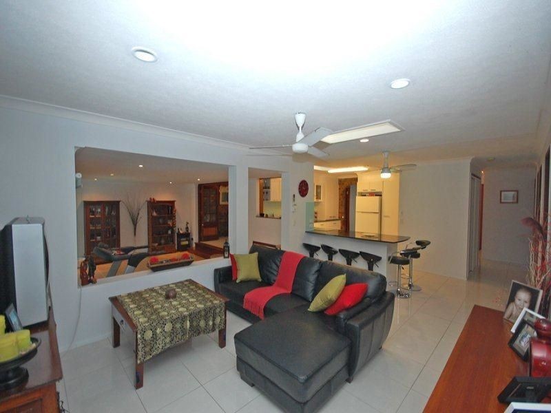 56 Parasol Street, Ashmore QLD 4214