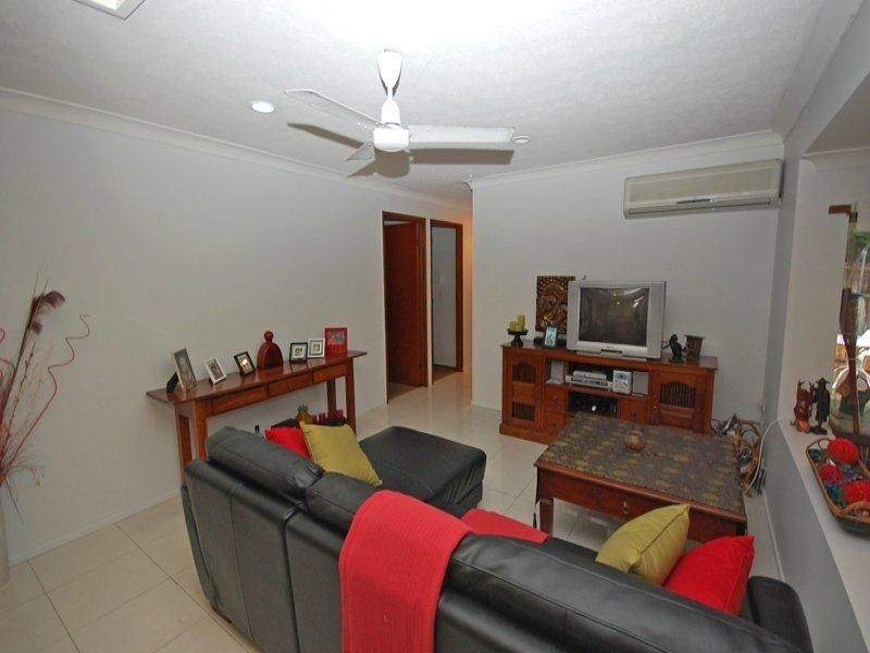56 Parasol Street, Ashmore QLD 4214