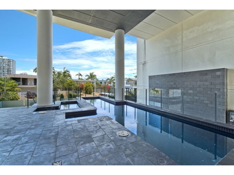 502/6 Tarcoola Crescent, Chevron Island QLD 4217