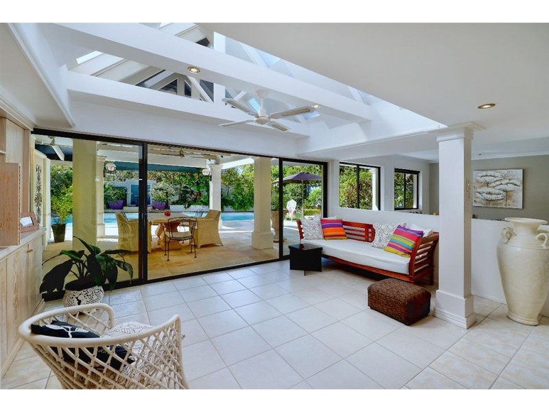 79 Amalfi Drive, Isle Of Capri QLD 4217