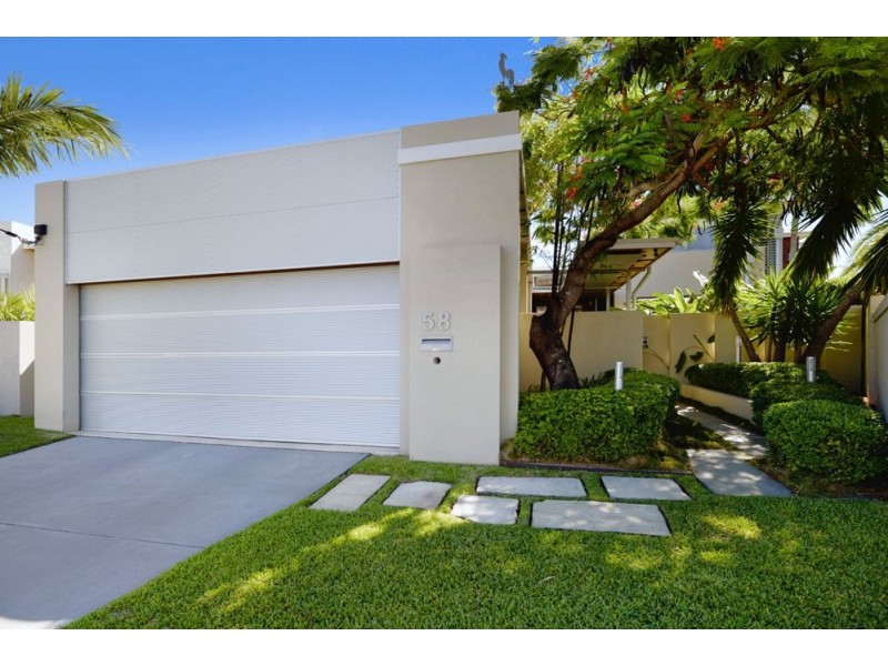 58 Sophie Avenue, Broadbeach Waters QLD 4218