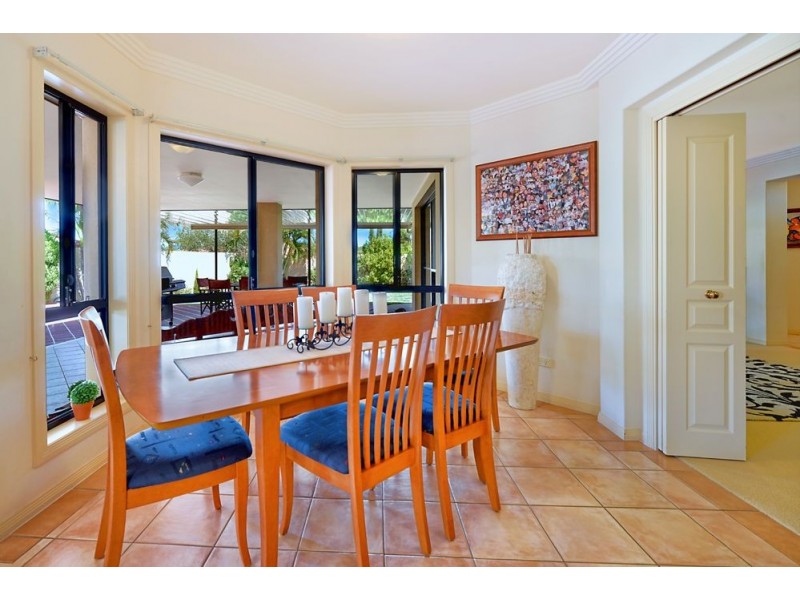 9 Little Hampton Court, Arundel QLD 4214