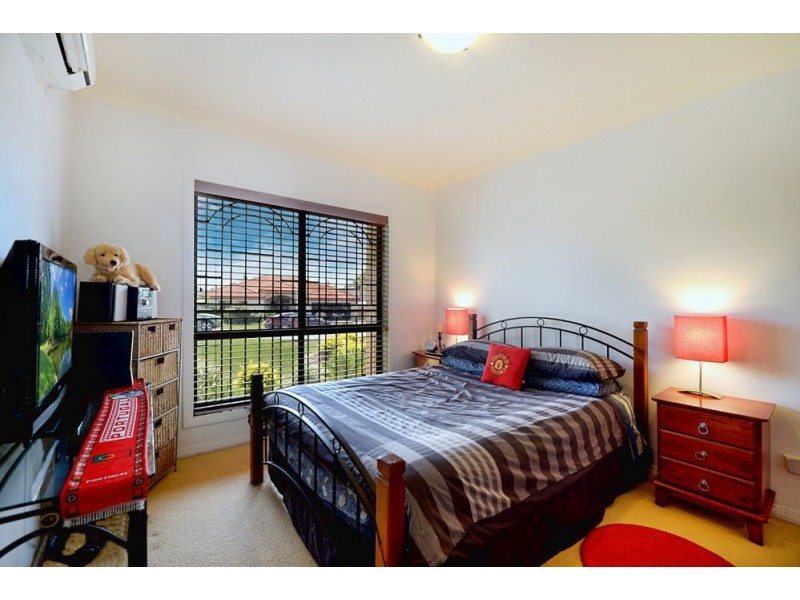 9 Little Hampton Court, Arundel QLD 4214