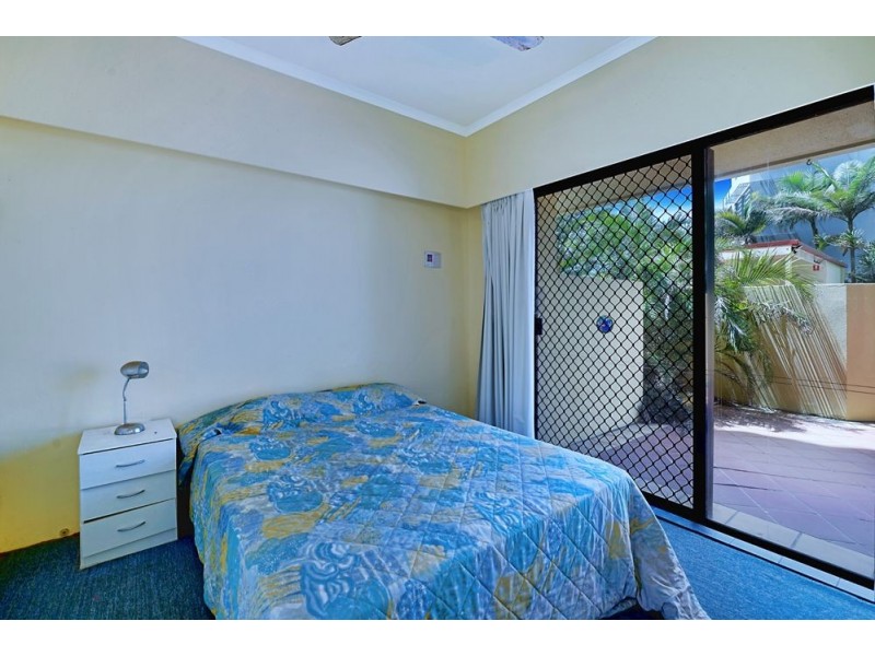 2/9 Laycock Street, Surfers Paradise QLD 4217