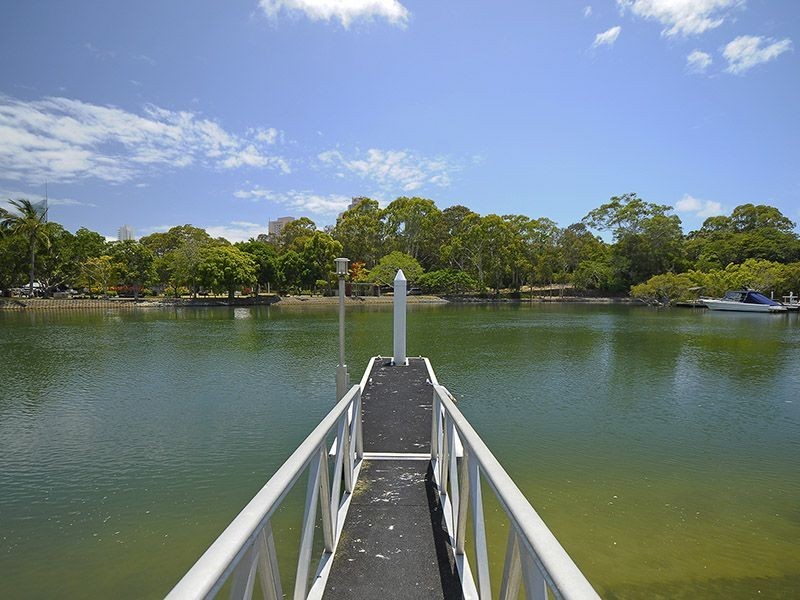 76 Savoy Drive, Broadbeach Waters QLD 4218