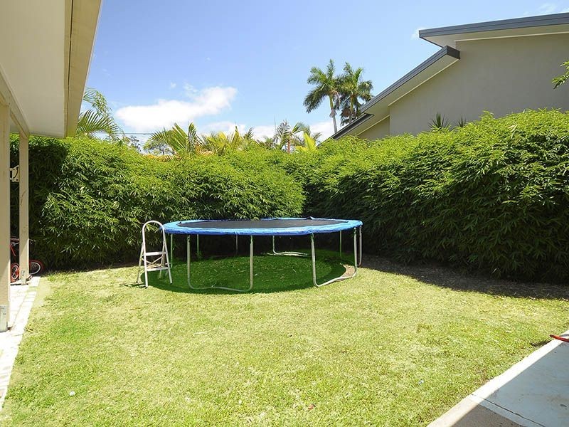 76 Savoy Drive, Broadbeach Waters QLD 4218