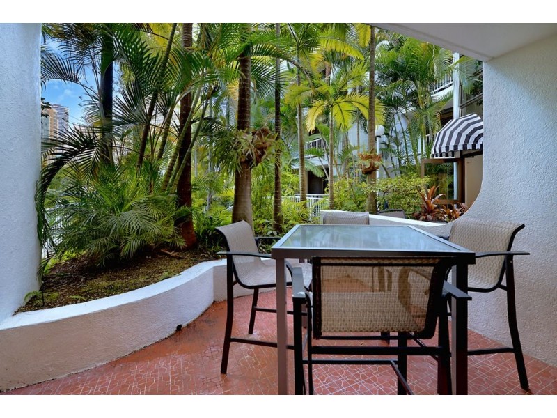 24 Hamilton Avenue, Surfers Paradise QLD 4217