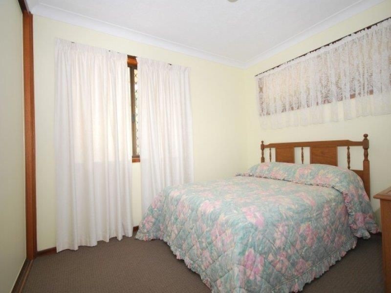 2/58a Philippine Parade, Palm Beach QLD 4221