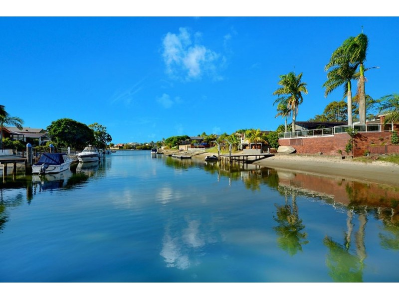 Broadbeach Waters QLD 4218