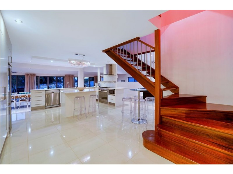 Broadbeach Waters QLD 4218