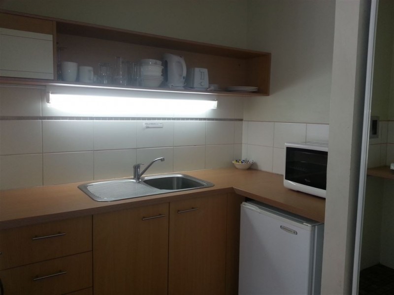 2/2877 Gold Coast Hwy, Surfers Paradise QLD 4217