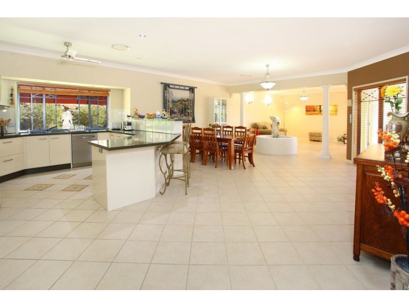 43 Ferny Ridge Court, Bonogin QLD 4213