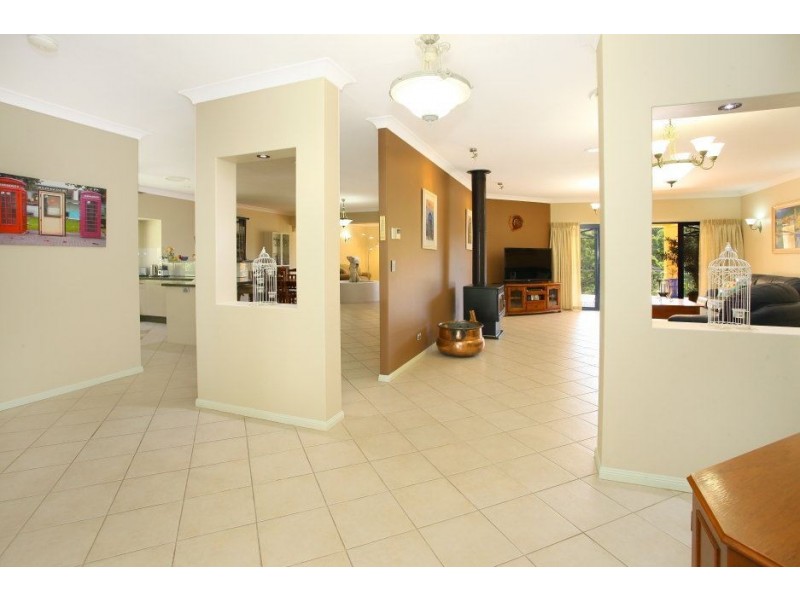 43 Ferny Ridge Court, Bonogin QLD 4213