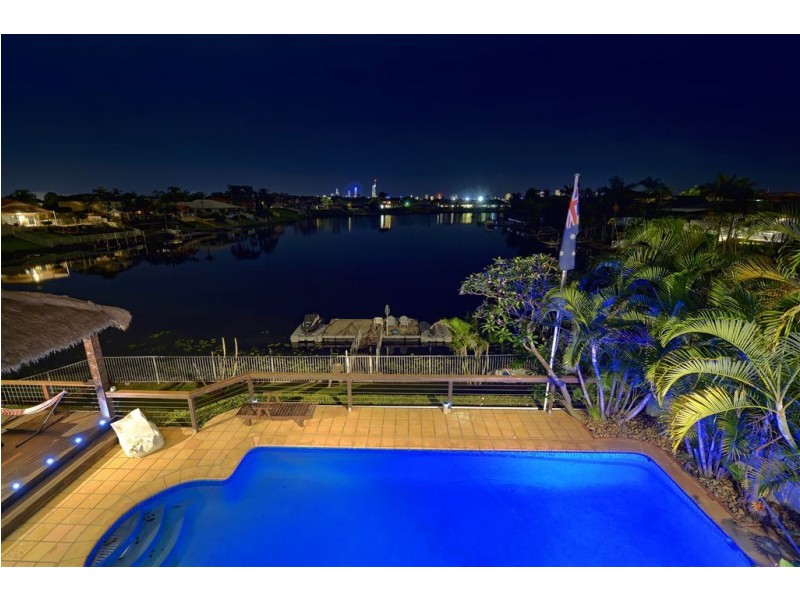 25 Montevideo Drive, Clear Island Waters QLD 4226