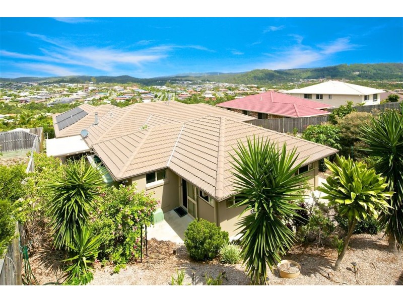 13 Minyon Court, Pacific Pines QLD 4211