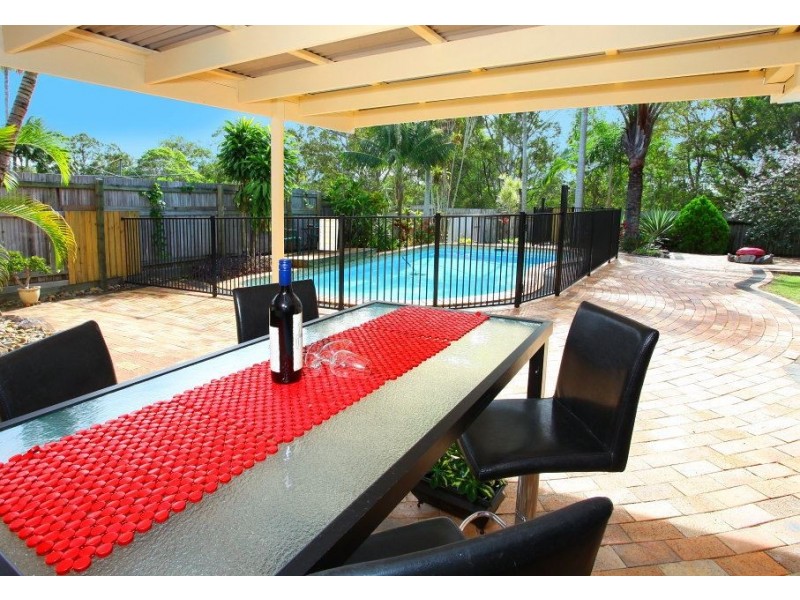 31 Balfour Crescent, Highland Park QLD 4211