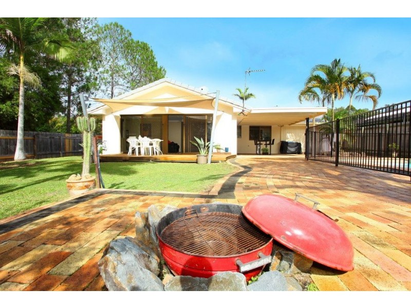 31 Balfour Crescent, Highland Park QLD 4211