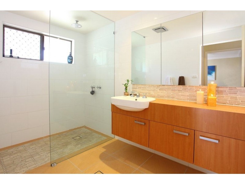 31 Balfour Crescent, Highland Park QLD 4211