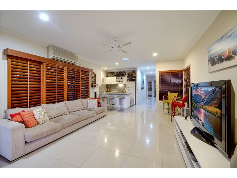 153 Santa Cruz Bvd, Clear Island Waters QLD 4226