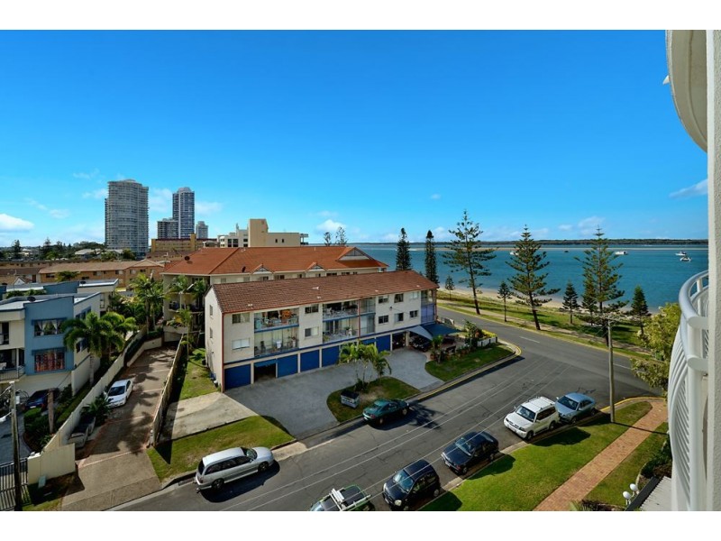 4i/510 Marine Parade, Biggera Waters QLD 4216