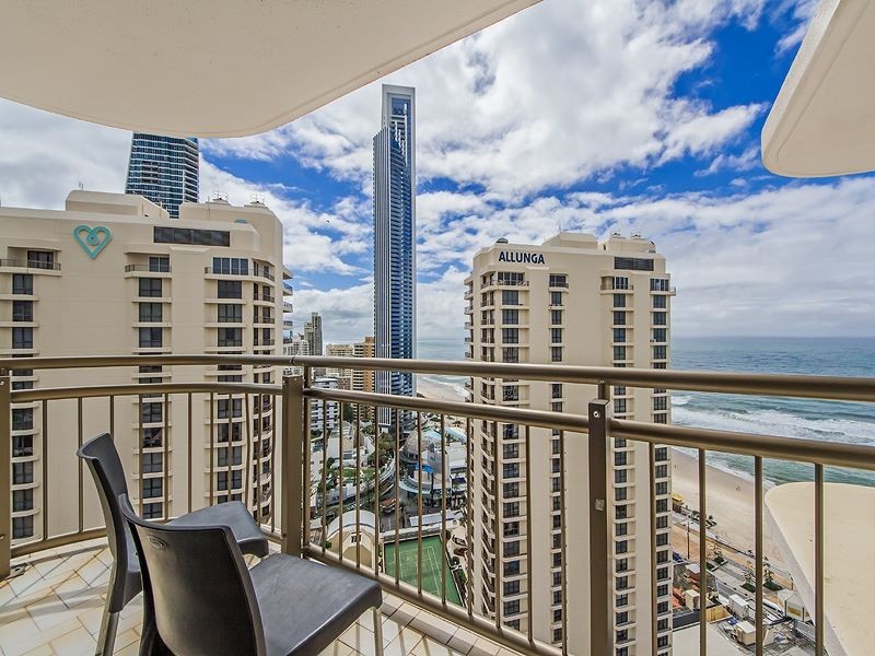 18 Hanlan Street, Surfers Paradise QLD 4217