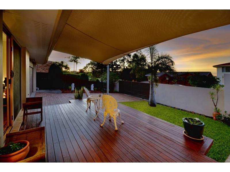 14 Wedgebill Parade, Burleigh Waters QLD 4220