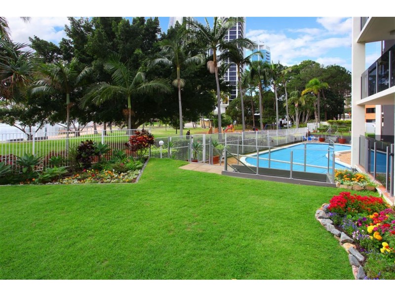 42/40 Watson Esplanade, Surfers Paradise QLD 4217