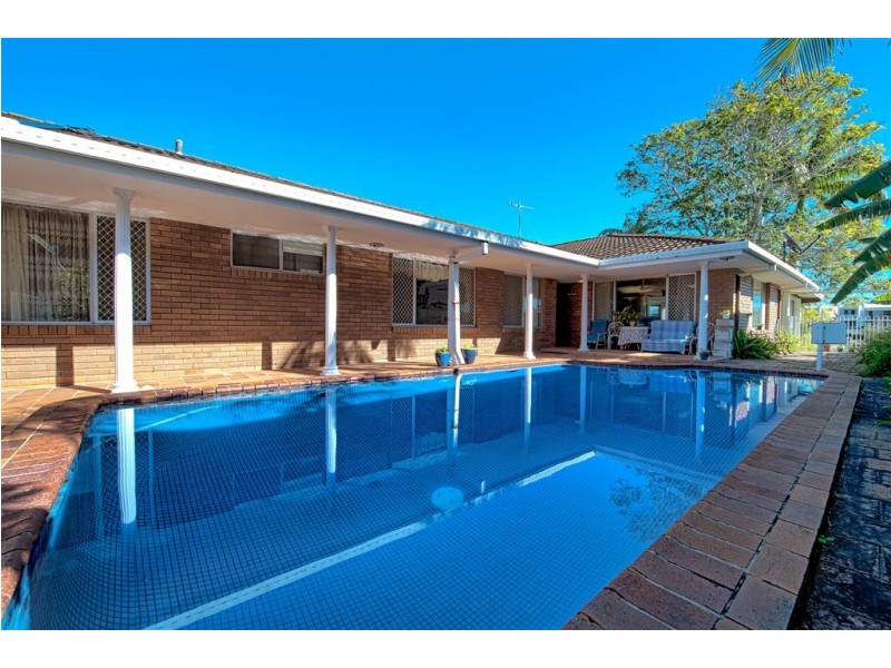 34 Sophie Avenue, Broadbeach Waters QLD 4218