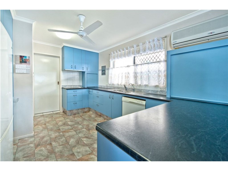 34 Sophie Avenue, Broadbeach Waters QLD 4218