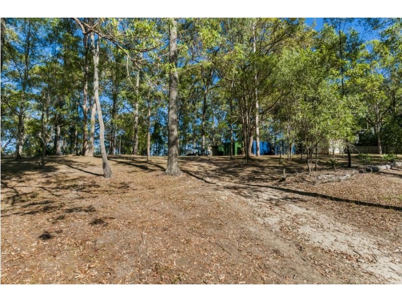 8 Georgina Street, Oxenford QLD 4210