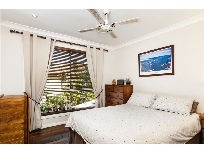 Broadbeach Waters QLD 4218