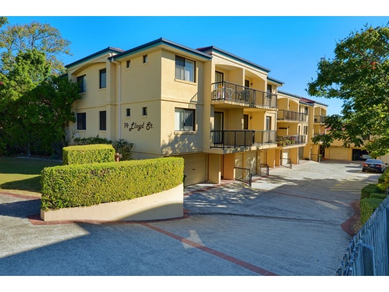 19 Lloyd Street, Southport QLD 4215