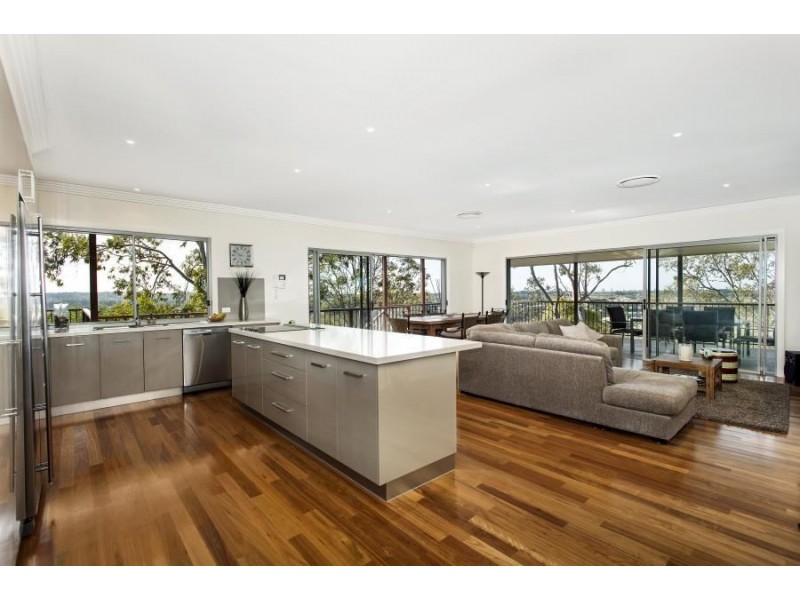 27 John Francis Drive, Carrara QLD 4211