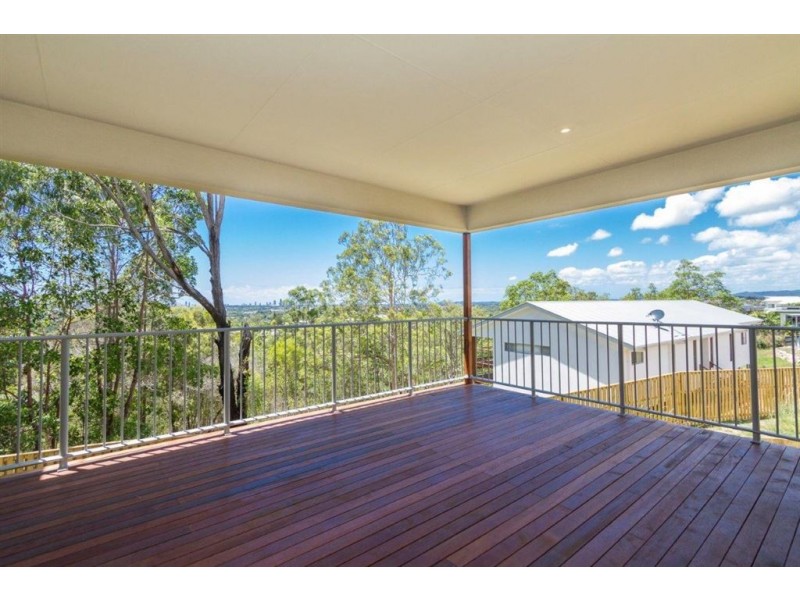 31 John Francis Drive, Carrara QLD 4211